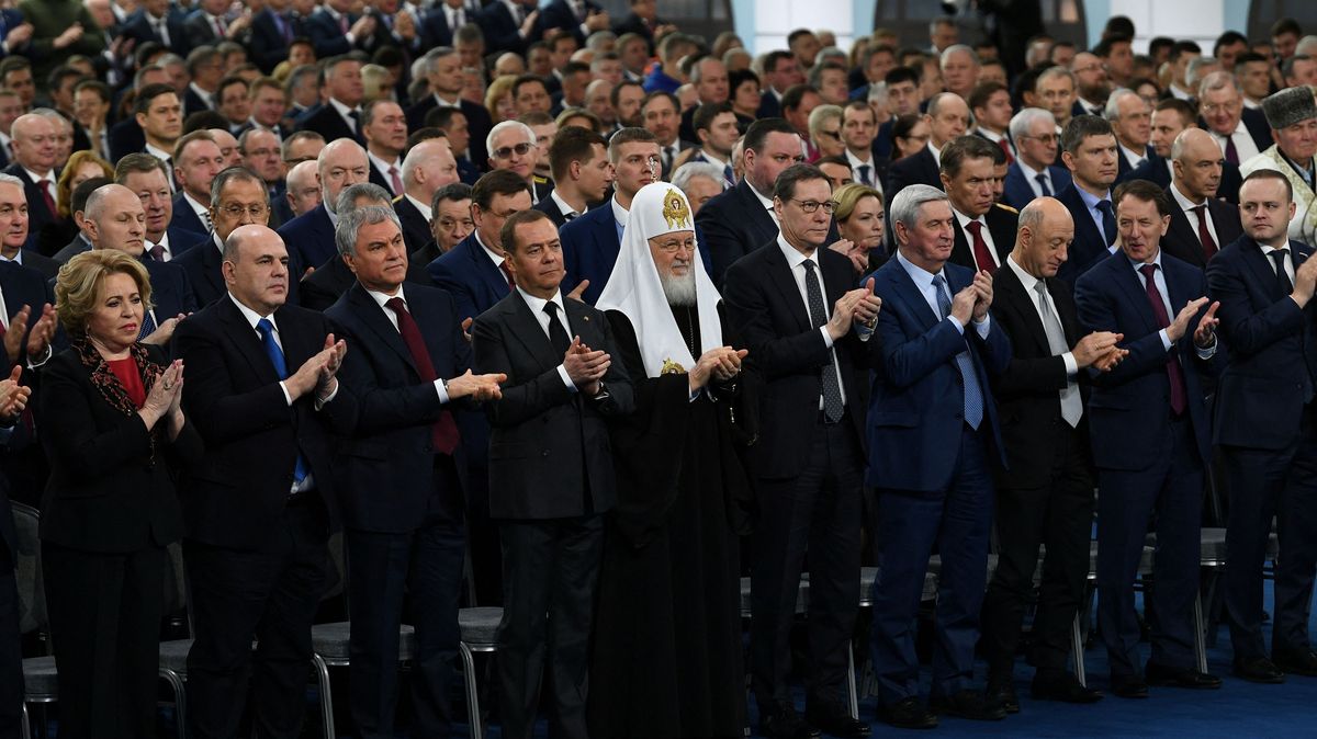 Na Putinově projevu se neukázala řada klíčových postav, všímají si v Rusku